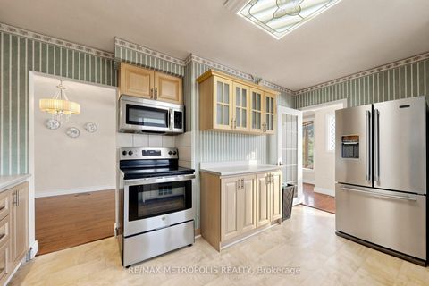 Photo 12 at 51 Greyabbey Trail, Guildwood, Toronto