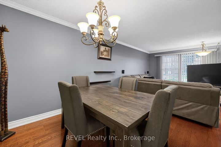 Photo 12 at 80 Dumfries Avenue, Heart Lake West, Brampton