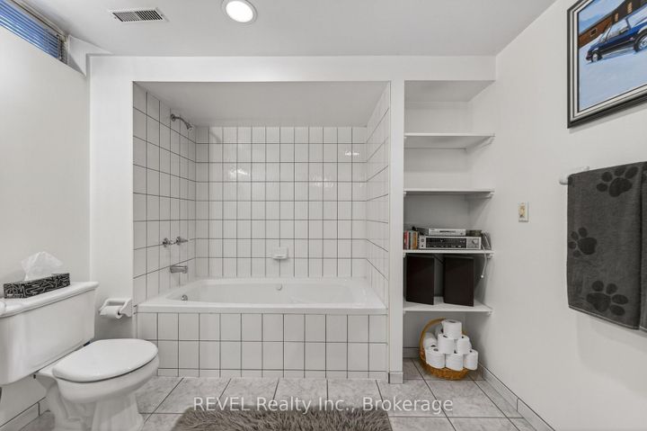 Photo 27 at 80 Dumfries Avenue, Heart Lake West, Brampton