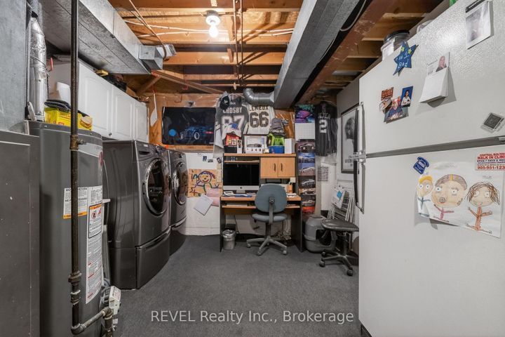 Photo 31 at 80 Dumfries Avenue, Heart Lake West, Brampton
