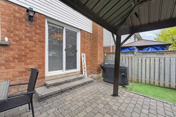 Photo 39 at 80 Dumfries Avenue, Heart Lake West, Brampton