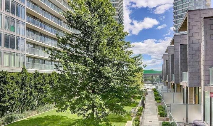 Photo 1 at TH7 - 121 Mcmahon Drive, Bayview Village, Toronto