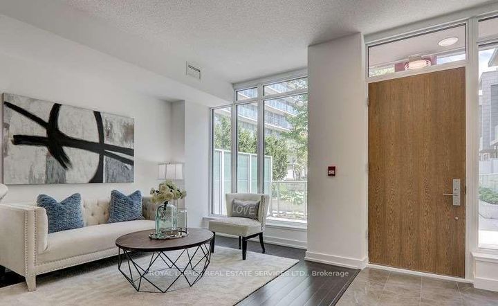 Photo 3 at TH7 - 121 Mcmahon Drive, Bayview Village, Toronto