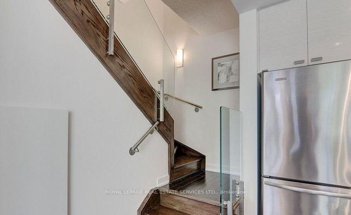 Photo 11 at TH7 - 121 Mcmahon Drive, Bayview Village, Toronto