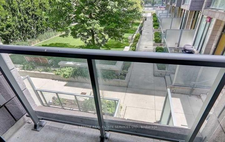 Photo 12 at TH7 - 121 Mcmahon Drive, Bayview Village, Toronto