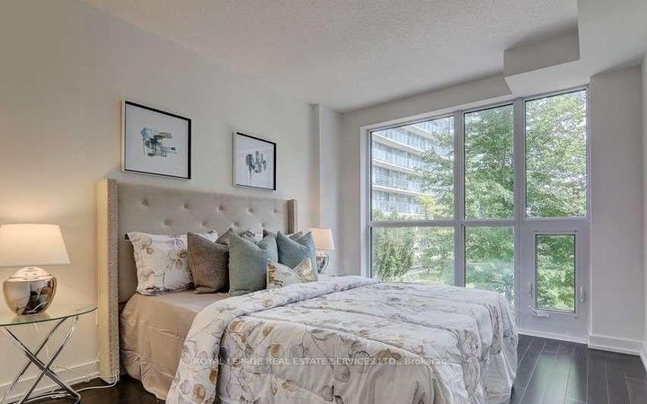 Photo 15 at TH7 - 121 Mcmahon Drive, Bayview Village, Toronto