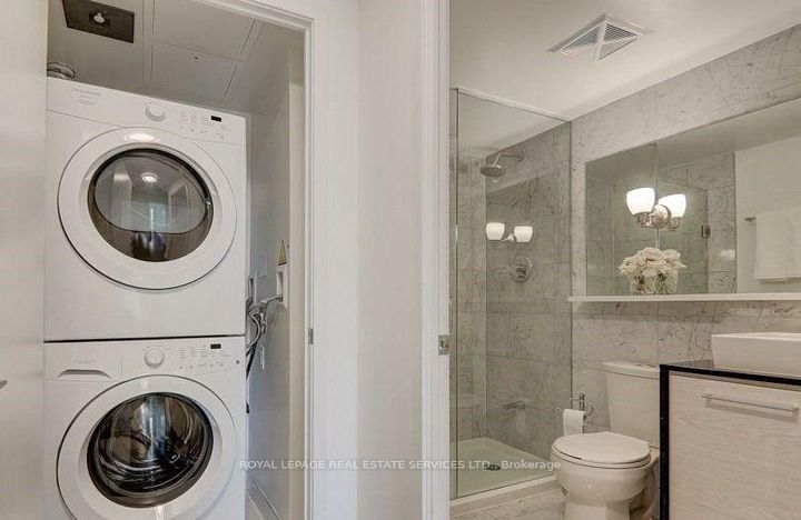 Photo 18 at TH7 - 121 Mcmahon Drive, Bayview Village, Toronto