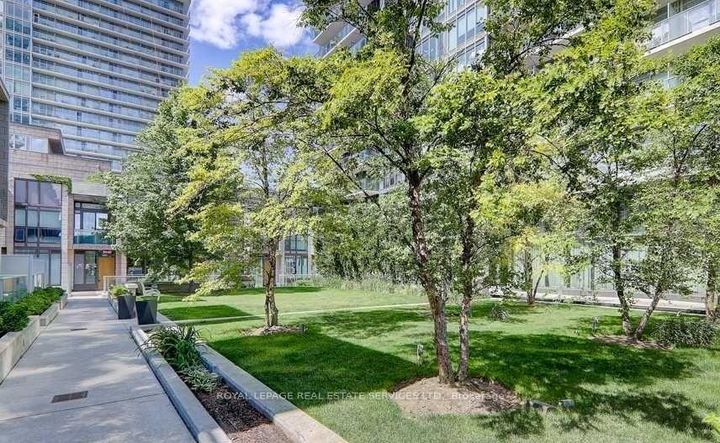 Photo 22 at TH7 - 121 Mcmahon Drive, Bayview Village, Toronto