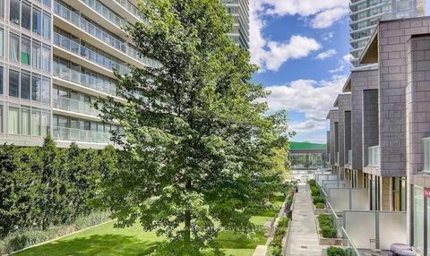 Photo 1 at TH7 - 121 Mcmahon Drive, Bayview Village, Toronto