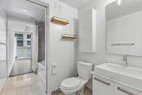 Photo 20 at 307 - 12 York Street, Waterfront Communities C1, Toronto