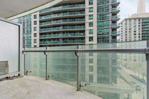 Photo 22 at 307 - 12 York Street, Waterfront Communities C1, Toronto