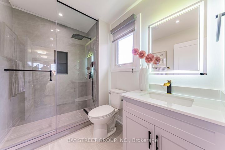 Photo 23 at 146 Cabinet Crescent, West Woodbridge, Vaughan