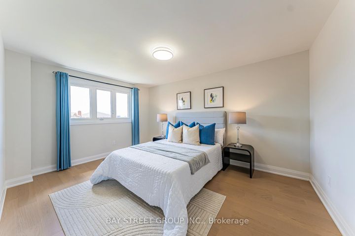 Photo 31 at 146 Cabinet Crescent, West Woodbridge, Vaughan