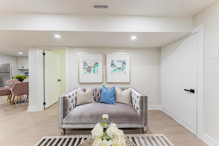 Photo 37 at 146 Cabinet Crescent, West Woodbridge, Vaughan