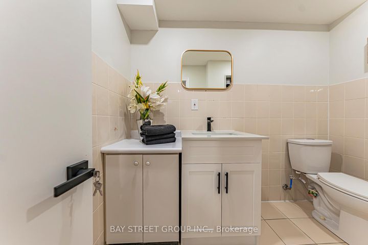 Photo 43 at 146 Cabinet Crescent, West Woodbridge, Vaughan