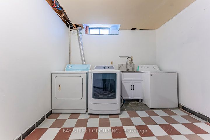 Photo 45 at 146 Cabinet Crescent, West Woodbridge, Vaughan