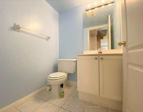Photo 7 at 623 Grandview Way, Willowdale East, Toronto