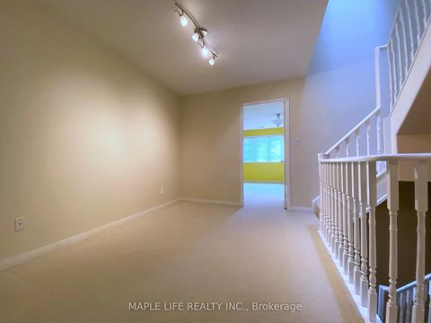 Photo 8 at 623 Grandview Way, Willowdale East, Toronto