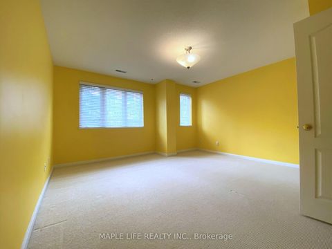 Photo 9 at 623 Grandview Way, Willowdale East, Toronto