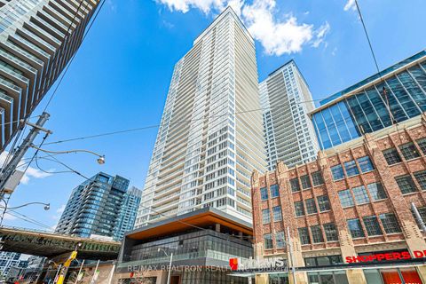 Photo 0 at 811 - 19 Bathurst Street, Waterfront Communities C1, Toronto