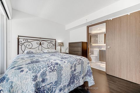 Photo 26 at 811 - 19 Bathurst Street, Waterfront Communities C1, Toronto