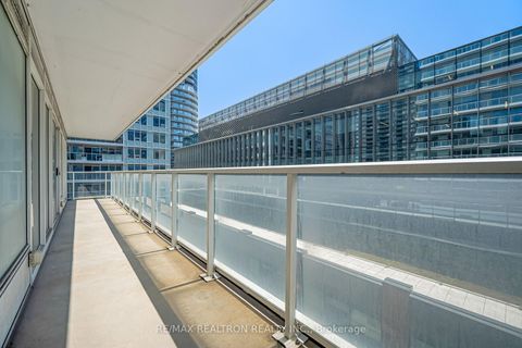Photo 30 at 811 - 19 Bathurst Street, Waterfront Communities C1, Toronto