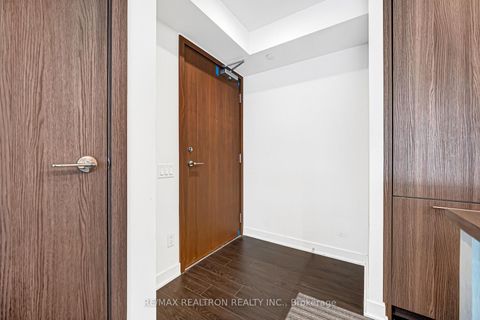 Photo 47 at 811 - 19 Bathurst Street, Waterfront Communities C1, Toronto