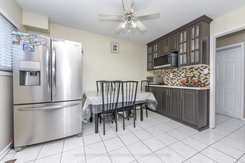 Photo 8 at 3280 Clara Drive, Malton, Mississauga