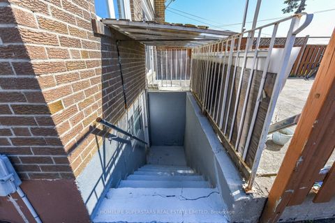 Photo 28 at 3280 Clara Drive, Malton, Mississauga