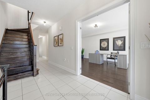 Photo 6 at 118 Puccini Drive, Oak Ridges, Richmond Hill
