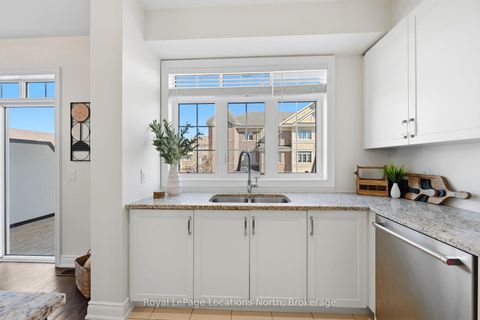 Photo 14 at 118 Puccini Drive, Oak Ridges, Richmond Hill