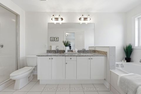 Photo 29 at 118 Puccini Drive, Oak Ridges, Richmond Hill