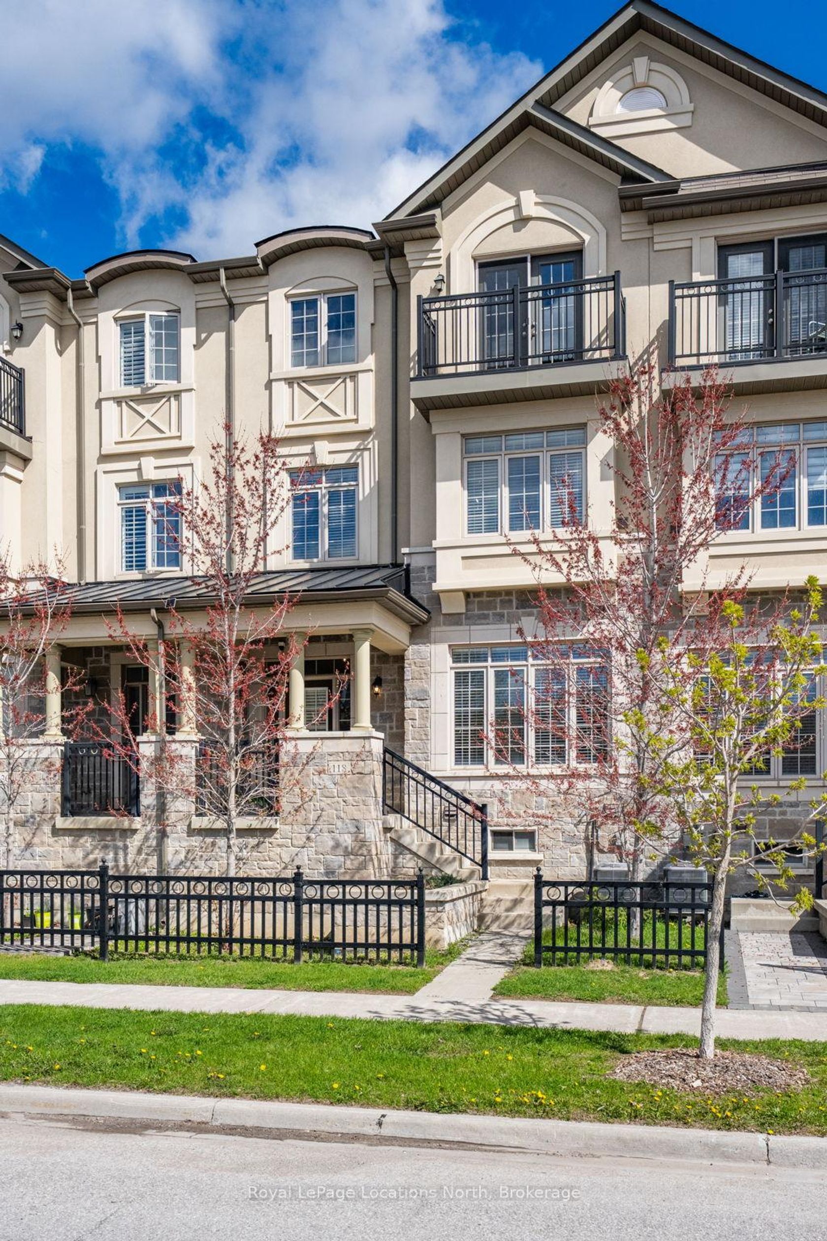 118 Puccini Drive, Oak Ridges, Richmond Hill photo number 2