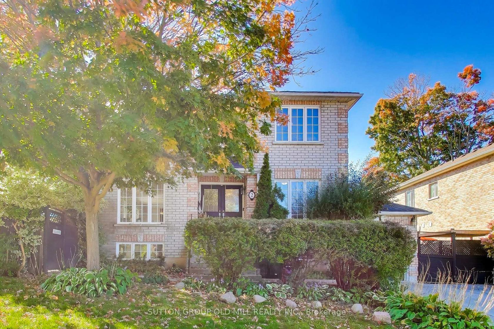 2 Chelway Road, Woburn, Toronto photo number 2