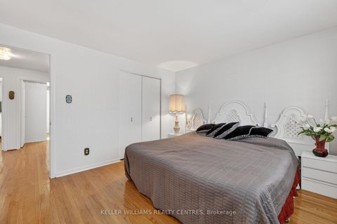 Photo 17 at 13 Laurentide Avenue, Aurora Heights, Aurora