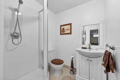 Photo 27 at 13 Laurentide Avenue, Aurora Heights, Aurora