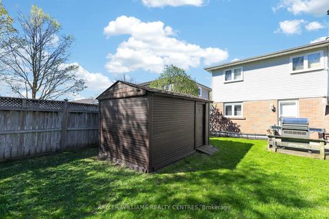 Photo 32 at 13 Laurentide Avenue, Aurora Heights, Aurora