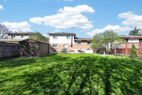 Photo 33 at 13 Laurentide Avenue, Aurora Heights, Aurora