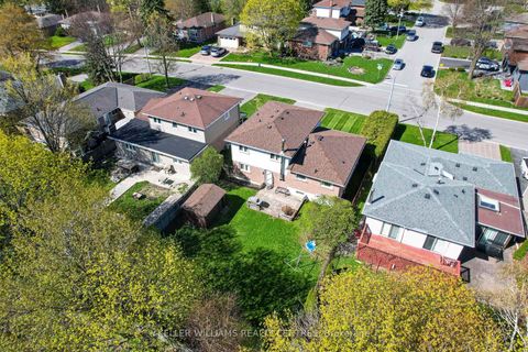 Photo 38 at 13 Laurentide Avenue, Aurora Heights, Aurora