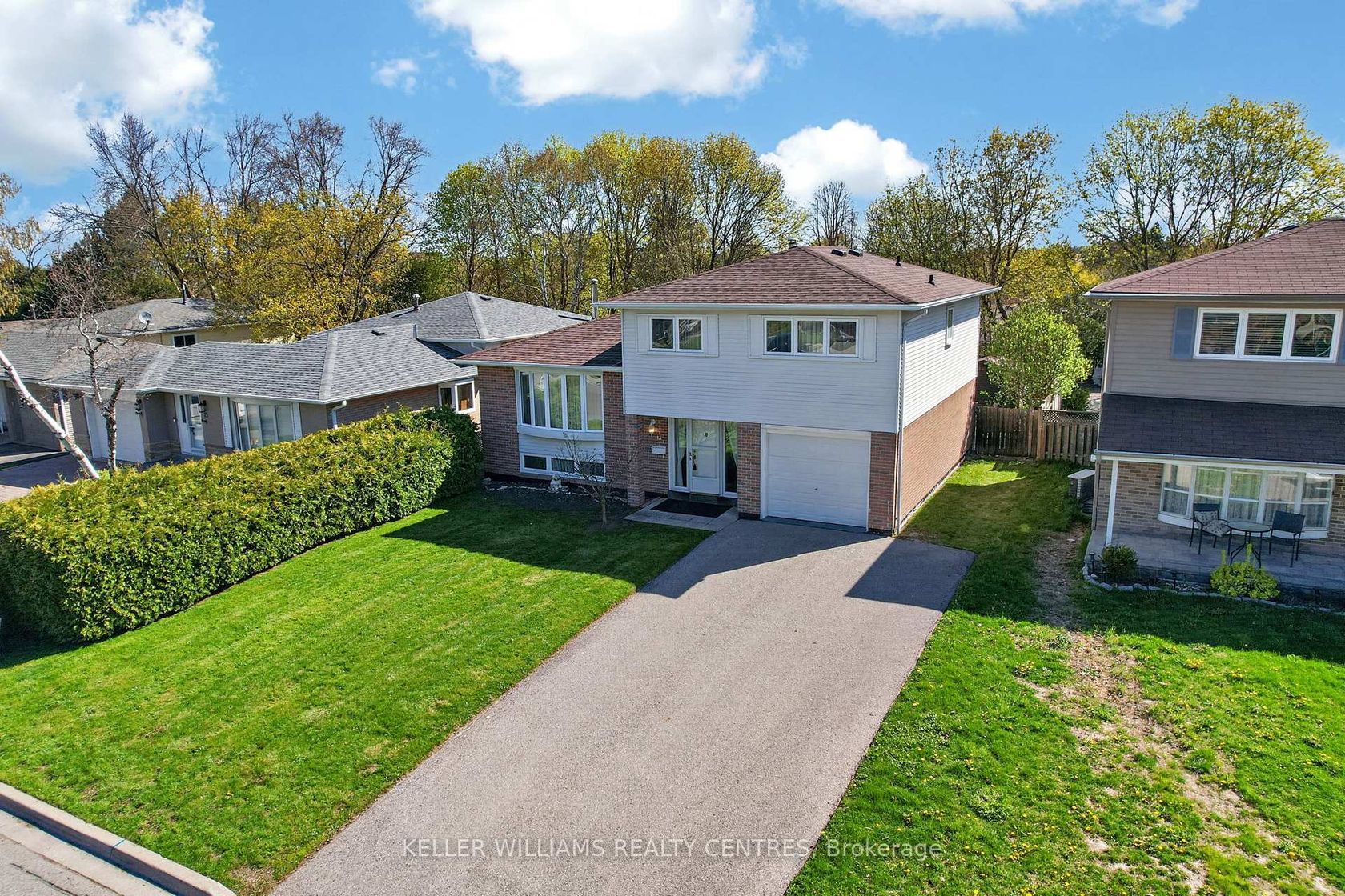 13 Laurentide Avenue, Aurora Heights, Aurora photo number 2