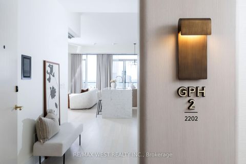 Photo 3 at GPH2 - 480 Front Street W, Waterfront Communities C1, Toronto