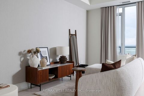 Photo 17 at GPH2 - 480 Front Street W, Waterfront Communities C1, Toronto