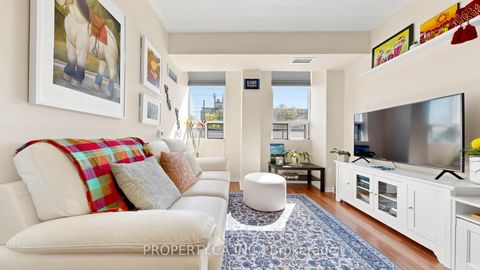 Photo 1 at 107 - 7398 Yonge Street, Yorkhill, Vaughan