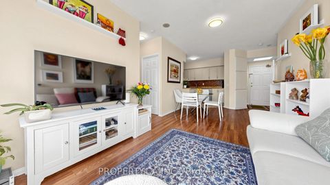 Photo 6 at 107 - 7398 Yonge Street, Yorkhill, Vaughan