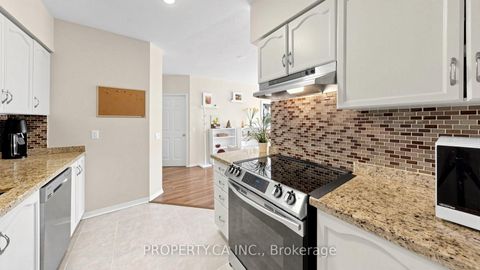 Photo 14 at 107 - 7398 Yonge Street, Yorkhill, Vaughan