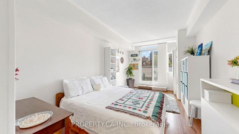 Photo 16 at 107 - 7398 Yonge Street, Yorkhill, Vaughan