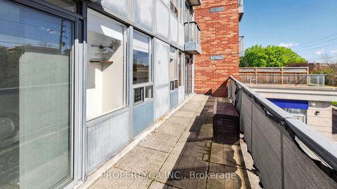 Photo 36 at 107 - 7398 Yonge Street, Yorkhill, Vaughan