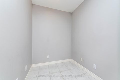 Photo 3 at 806 - 70 Town Centre Court, Bendale, Toronto