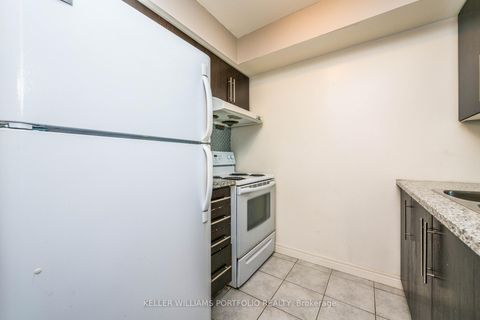 Photo 6 at 806 - 70 Town Centre Court, Bendale, Toronto