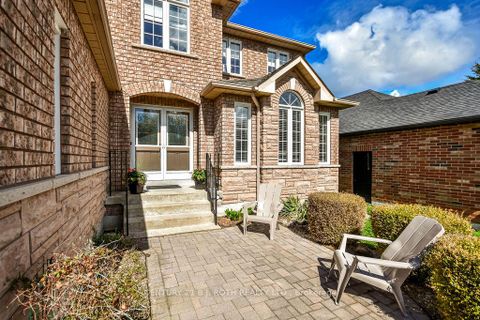 Photo 3 at 112 Crimson Ridge Road, Bayshore, Barrie